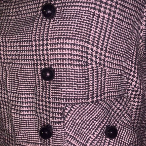 Vintage 60s Black and White Houndstooth Plaid Dress. - Picture 4 of 9